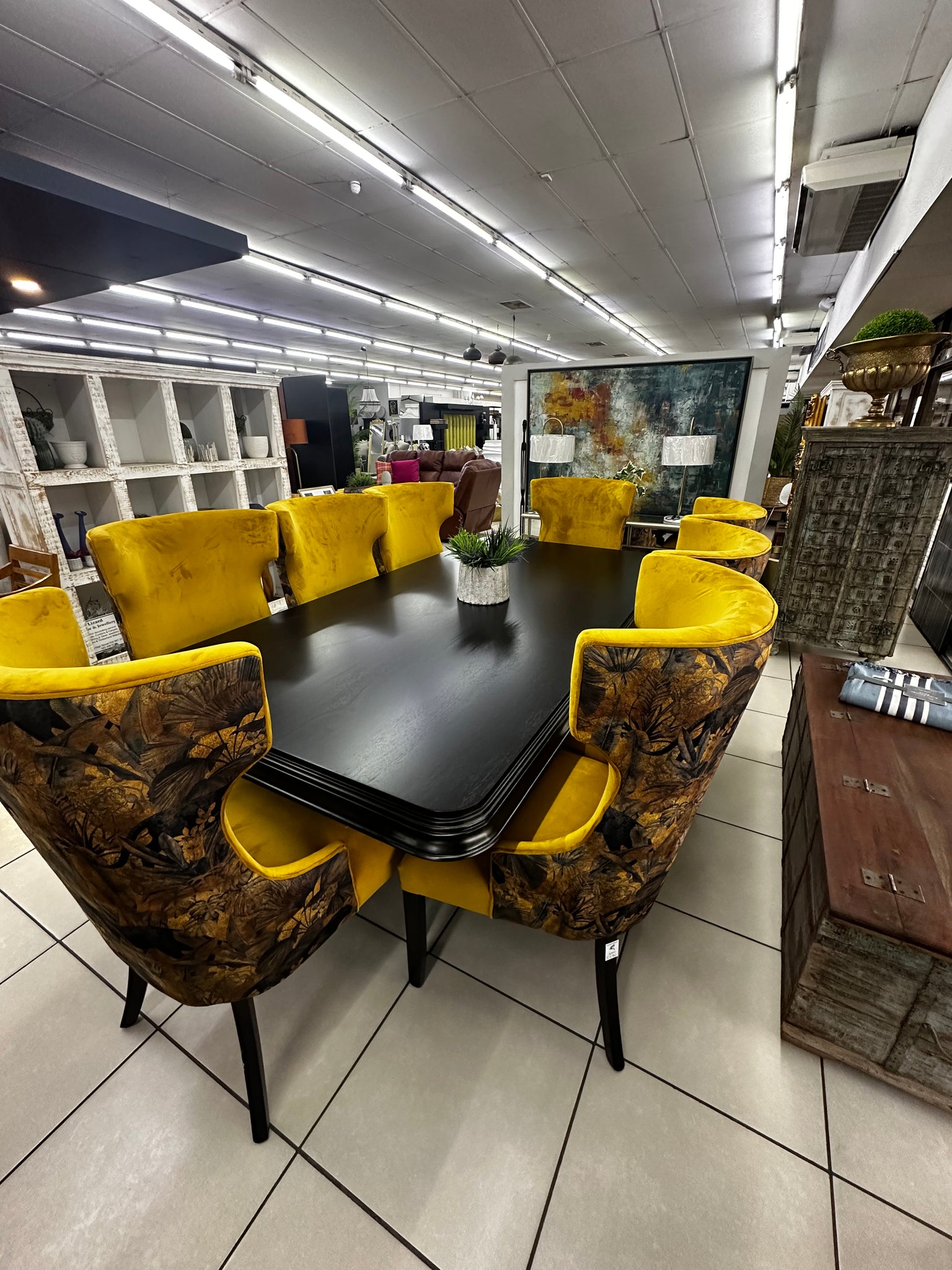 Modern Dining Set With 8 Chairs