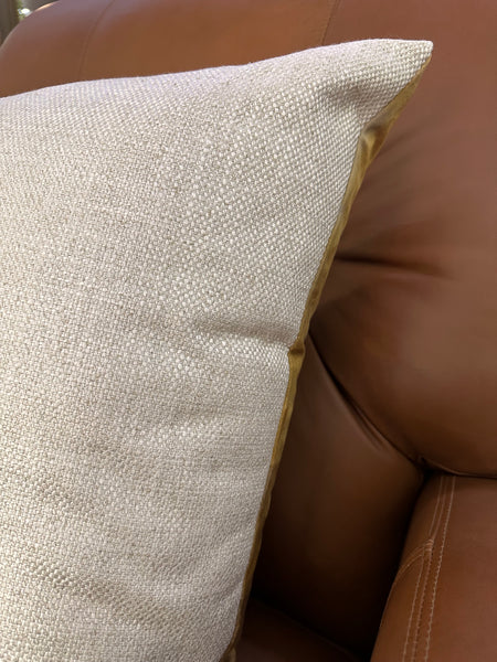 Golden Grace Women Scatter Cushion