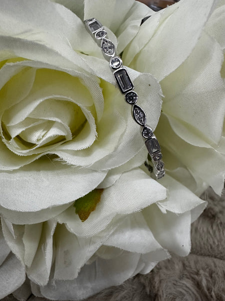 Clip-In Bangle