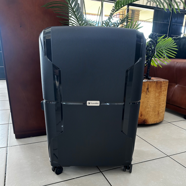 Santiago Black Travelite Suitcase