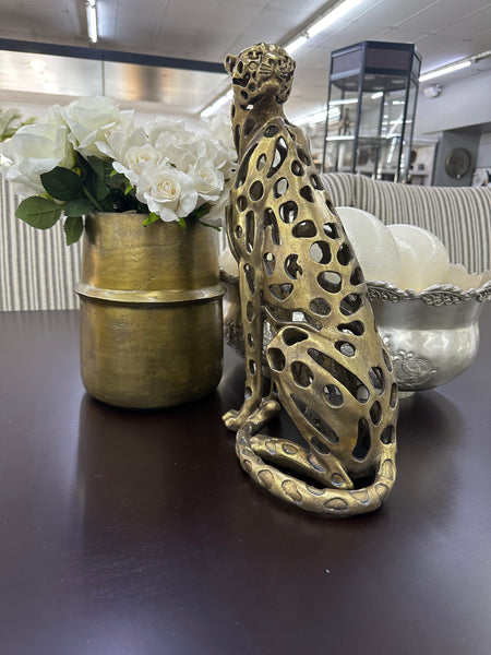 Gold Cheetah Statue