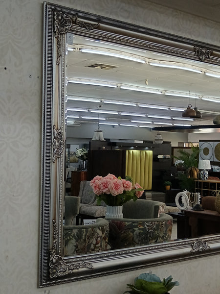 2M Fabulous Mirror