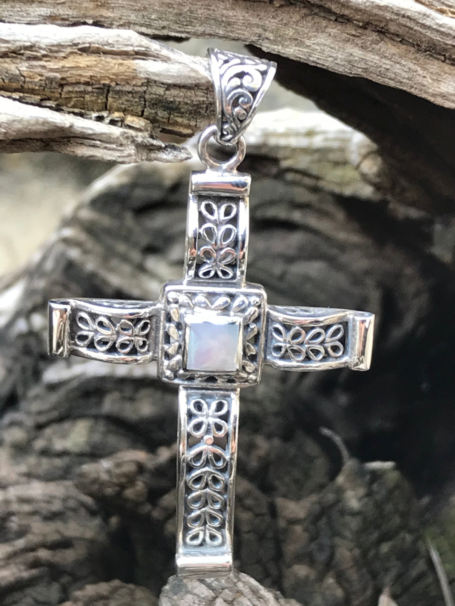 Detailed Mother of Pearl Cross Pendant