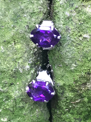 Amethyst Oval Stud