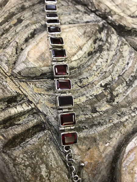 Garnet Rectangle Bracelet 19.5cm