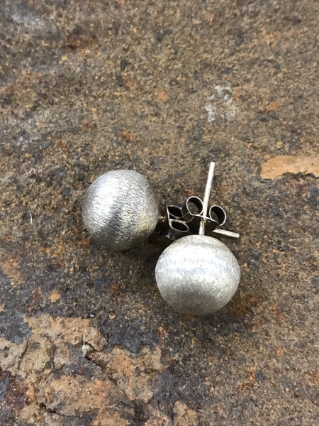 Silver Ball Stud Medium