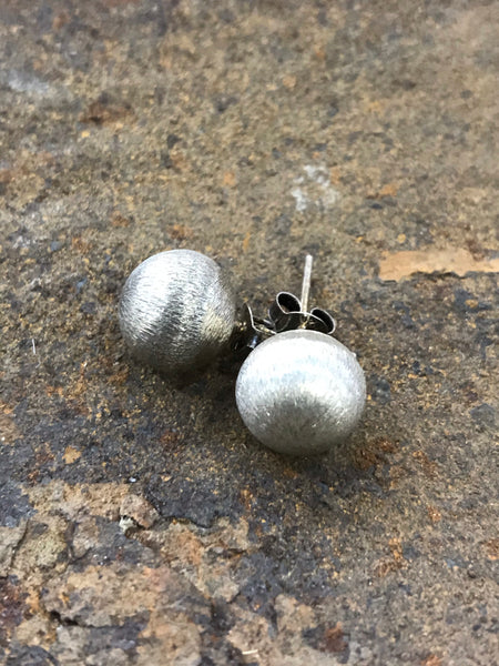 Silver Ball Stud Medium