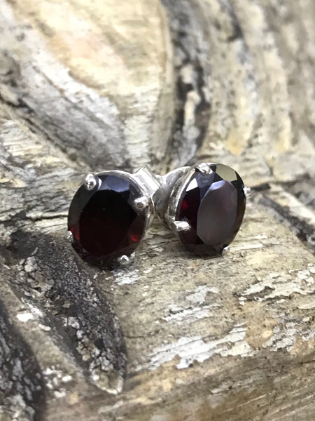 Garnet Stud Large