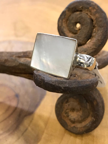 Mother of pearl ring